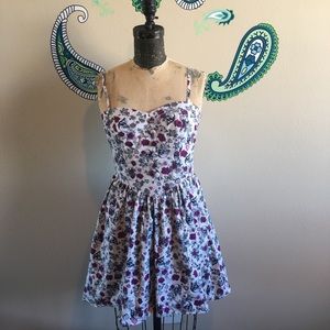 🐝Hell Bunny Dress